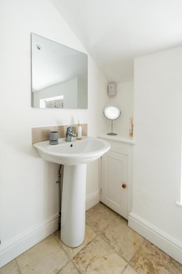 Laurel Cottage - Aldeburgh Coastal Cottages Blyford Экстерьер фото