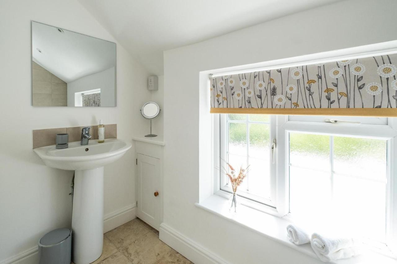 Laurel Cottage - Aldeburgh Coastal Cottages Blyford Экстерьер фото
